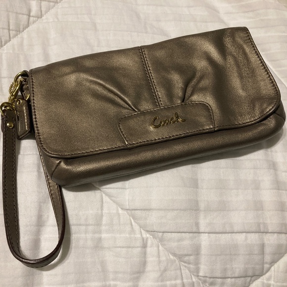Coach Ashley Metallic Bronze Large Clutch Magnetic Flap Wristlet - Leather - EUC - Picture 2 of 10